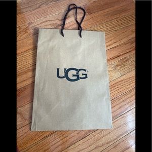 Ugg shopping bag(empty)